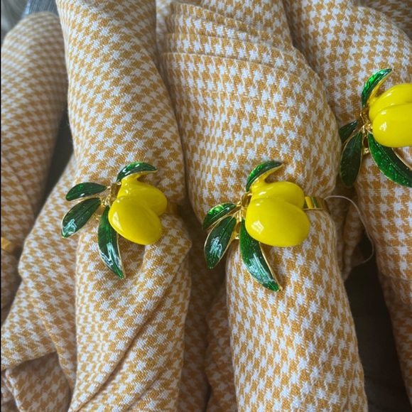 NEW| Lemon Napkin Holders Set 🍋 - Picture 8 of 8